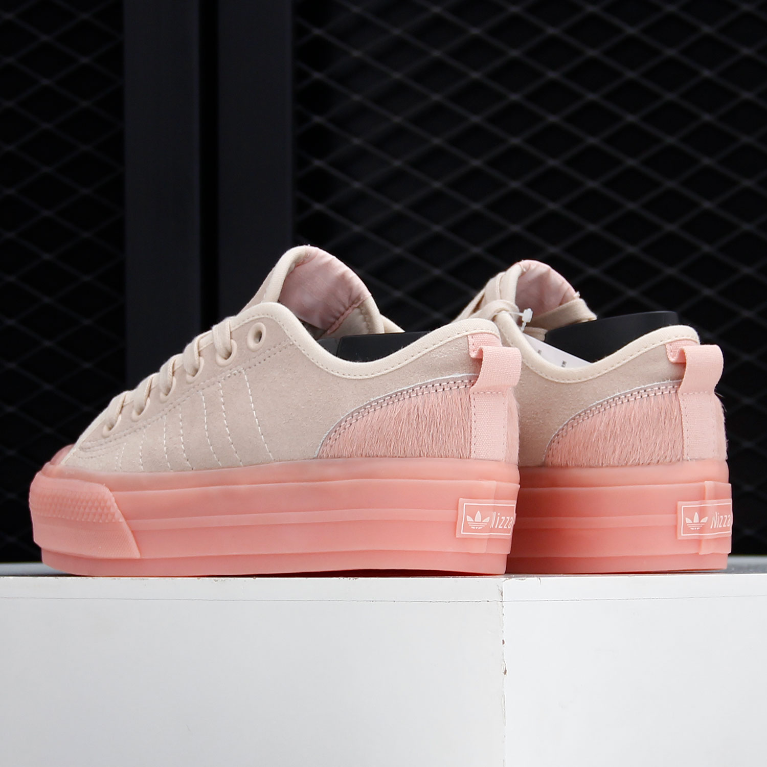 Adidas Genuine Originals Women - Adidas Shoes Gazelle 评论和价格